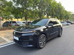 Li Auto L6 Pro - ფოტო 1