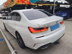 BMW 3 Series 320Li M Sport Package - ფოტო 4