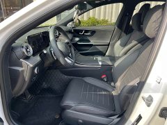Mercedes-Benz C-Class Facelift C 200 L Sport Edition - photo 4