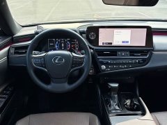 Lexus ES 260 Excellence Edition - ფოტო 7