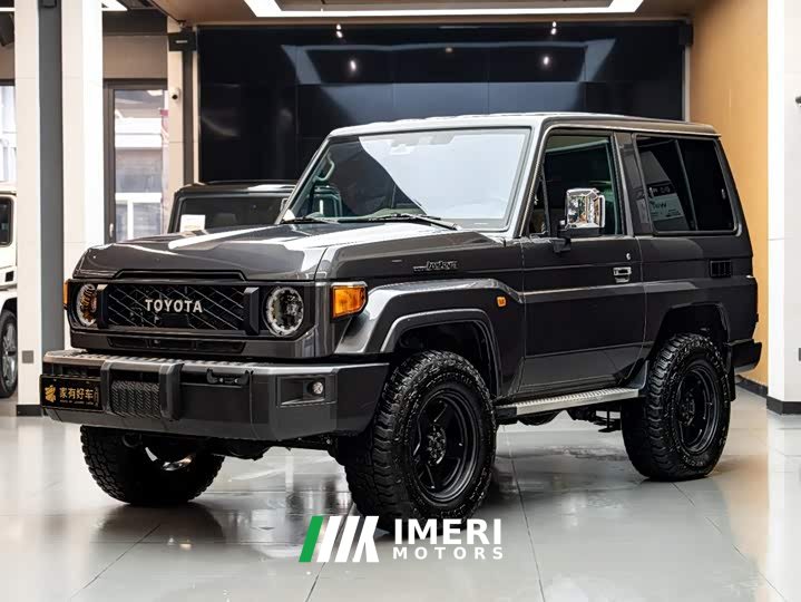 Toyota Land Cruiser (Import) LC71 2.8T Diesel - car from China