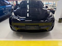Tesla Model Y Rear-Wheel Drive - photo 2