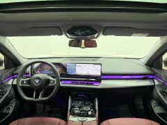 BMW 5 Series 530Li Premier M Sport Package - photo 4