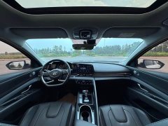 Hyundai Elantra 1.5L CVT Luxury - фото 10