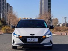 Hyundai Elantra 1.5L CVT Luxury - фото 2
