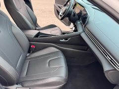 Hyundai Elantra 1.5L CVT Luxury - фото 9