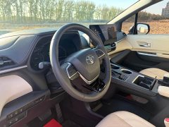 Toyota Sienna 2.5L Hybrid Premium Edition - ფოტო 8