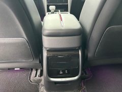 FAW Red Flag HS7 PHEV 2.0T PHEV AWD Flagship Comfort 6-Seater - photo 10