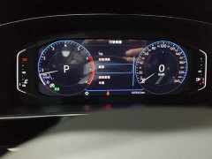 Volkswagen Passat 330TSI Luxury - ფოტო 11