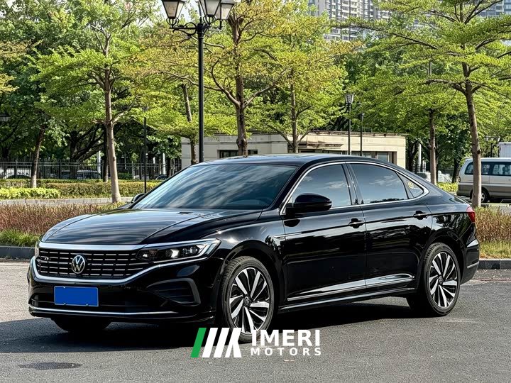 Volkswagen Passat 380TSI Dragon Ascendant Edition