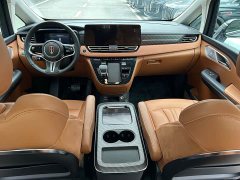 FAW Red Flag HQ9 PHEV 2.0T AWD Business Edition - фото 11