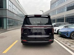 FAW Red Flag HQ9 PHEV 2.0T AWD Business Edition - фото 6