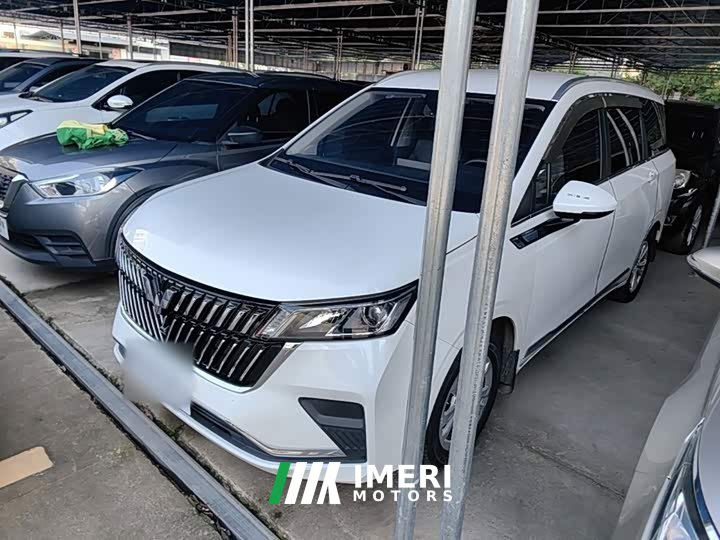 Wuling Jiachen 1.5L Manual Comfort Edition - автомобиль из Китая