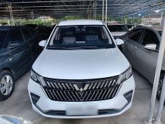 Wuling Jiachen 1.5L Manual Comfort Edition - фото 2