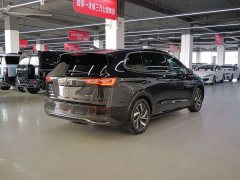Volkswagen Viloran 380TSI Edition - ფოტო 9