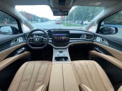 Denza D9 DM-i 980 Four-Wheel Drive Premium - фото 8