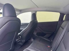 Tesla Model Y Rear-Wheel Drive - photo 7