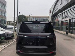 FAW Red Flag HQ9 PHEV 2.0T AWD Business Edition - фото 12