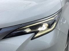 Toyota Sienna 2.5L Hybrid Premium Edition - ფოტო 5
