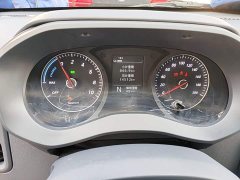 Wuling Yangguang 300km Comfort Passenger Van 75kW - фото 11