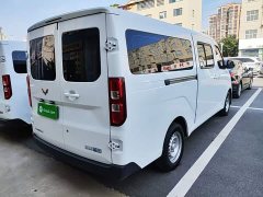 Wuling Yangguang 300km Comfort Passenger Van 75kW - фото 6
