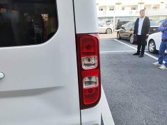Wuling Yangguang 300km Comfort Passenger Van 75kW - фото 7