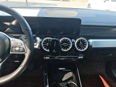 Mercedes-Benz GLB 220 Dynamic - ფოტო 13