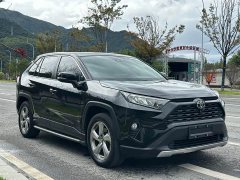 Toyota RAV4 2.0L CVT FWD Fashion Edition - фото 3