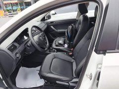 Volkswagen Santana 1.5L Automatic Fashion Edition - photo 14