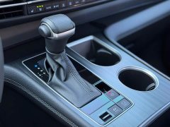 Toyota Sienna 2.5L Hybrid Premium Edition - photo 11