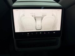 Tesla Model 3 Long Range All-Wheel Drive - ფოტო 9