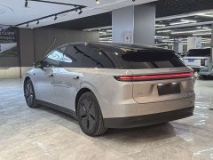 Li Auto i6 Two-Wheel Drive Standard - ფოტო 5