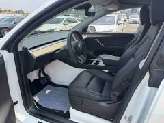 Tesla Model Y Facelift Rear-Wheel Drive - photo 4