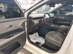 Hyundai EO Yige Two-Wheel Drive TECH 64.2kWh - ფოტო 15
