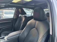 Toyota Camry Hybrid Luxury - photo 10