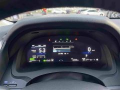 Toyota Camry Hybrid Luxury - photo 8