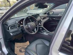 Toyota Camry Hybrid Luxury - photo 9
