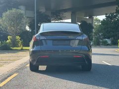 Tesla Model Y Rear-Wheel Drive - ფოტო 5