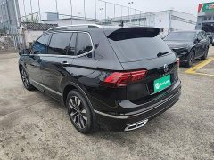 Volkswagen Tiguan L 330TSI Automatic FWD R-Line Comfort Edition - photo 4