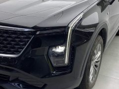 Cadillac XT4 28T FWD Luxury - фото 5