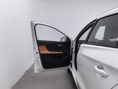BYD e2 Luxury - ფოტო 8