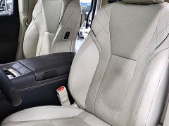 Toyota Vellfire Crown Hybrid 2.5L Executive Premier Edition - photo 12