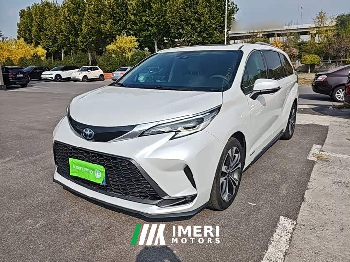 Toyota Gravia 2.5L Hybrid Premium Edition - car from China