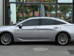 Toyota Camry Hybrid 2.5L XLE Premium - фото 3