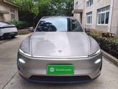 Tesla Model Y L Long Range All-Wheel Drive - фото 2