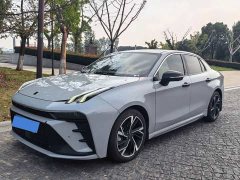 Lynk & Co 03 1.5T EM-F AM - ფოტო 1