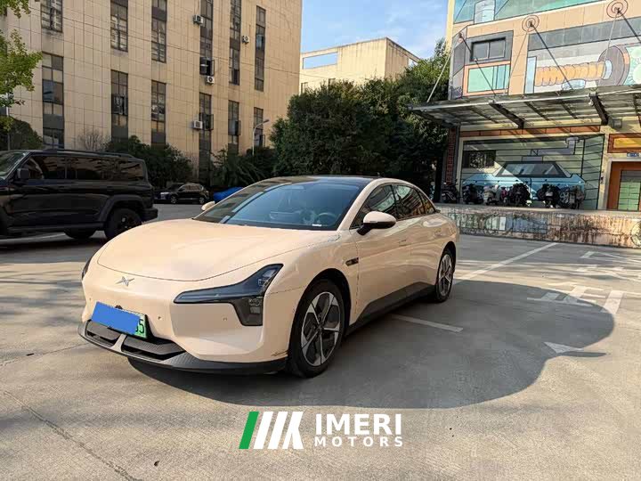 Xpeng Xiaopeng MONA M03 620 Extended Range - car from China