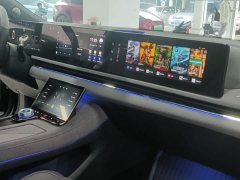 Voyah Lantu Zhaoguang PHEV AWD Ultra-Long Range Flagship - photo 10