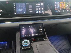 Voyah Lantu Zhaoguang PHEV AWD Ultra-Long Range Flagship - photo 7
