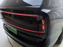 Zeekr 9X Obsidian Black 70kWh Six-Seater - ფოტო 8